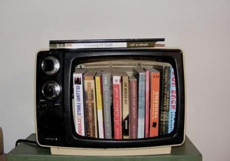 Полка из старого телевизора