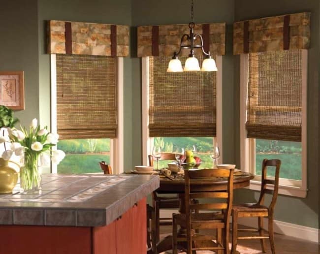 Оригинальные римские шторы на кухню