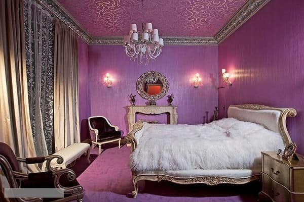Роскошная фиолетовая спальня