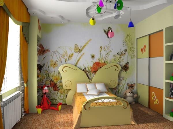 Лето в детской: кровать для девочки с бабочкой в изголовье