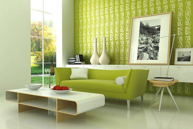 Яркий диван в зеленом интерьере