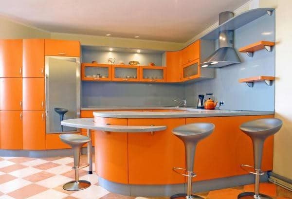 Декор кухни в оранжевом цвете