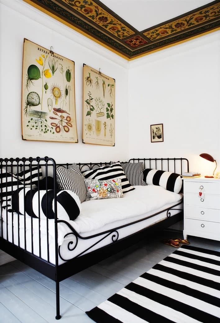 бело-черная спальня в стиле "сафари"