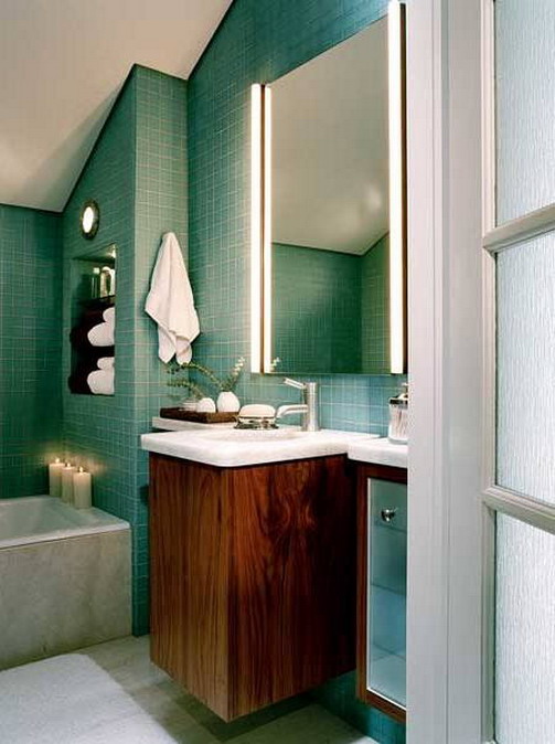 Подсветка зеркала в интерьере ванной комнаты