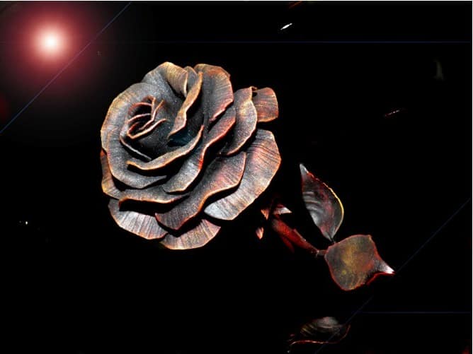Готовая металлическая роза
