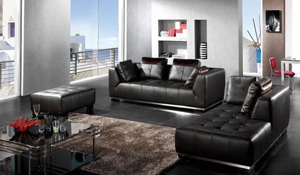 Черные диваны и кресла в современных интерьерах