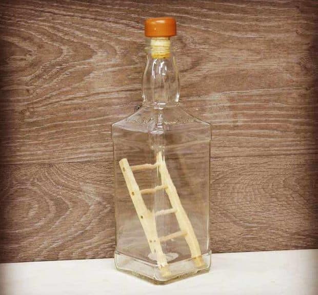Лестница в бутылке