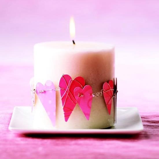 Декор свечи на день Валентина
