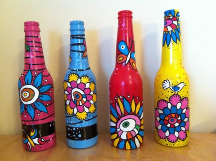 Яркая роспись бутылок - идея для вазы и подарка