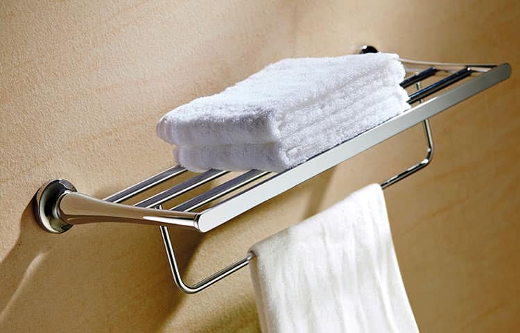 Аксессуары ванной комнаты: держатели, стойки и стеллажи для полотенец