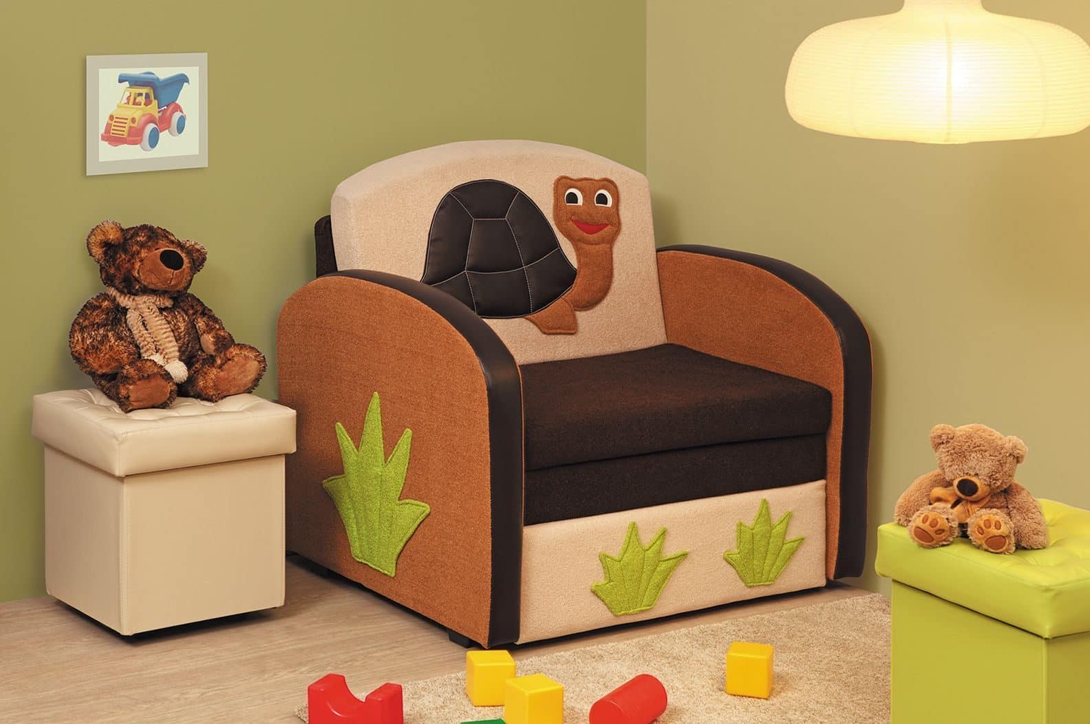 Как выбрать кровать-кресло в детскую комнату